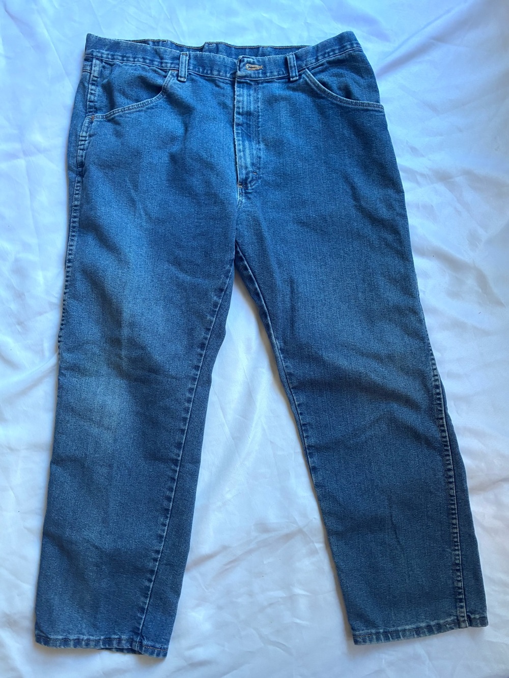 Vintage Men's Wrangler Jeans - Mid Wash